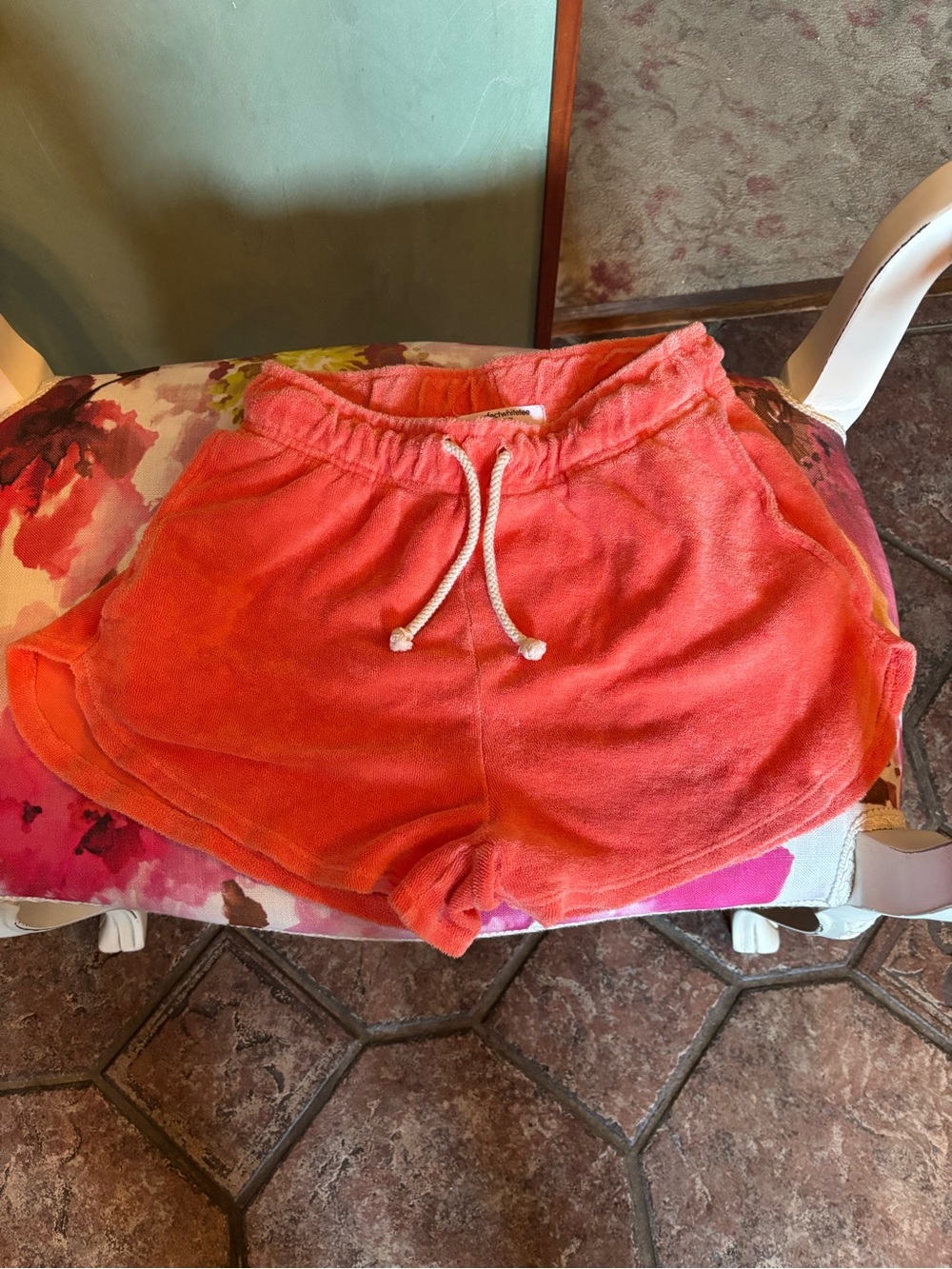 Perfect White Tee Soft Drawstring Coral Women’s Shorts XS